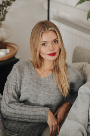 22-czerwone-usta-glow-makeup-klasyczny-ponadczasowy